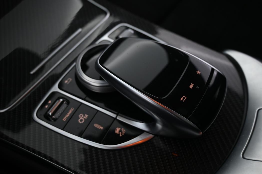 MERCEDES-BENZ C 43 AMG 2017