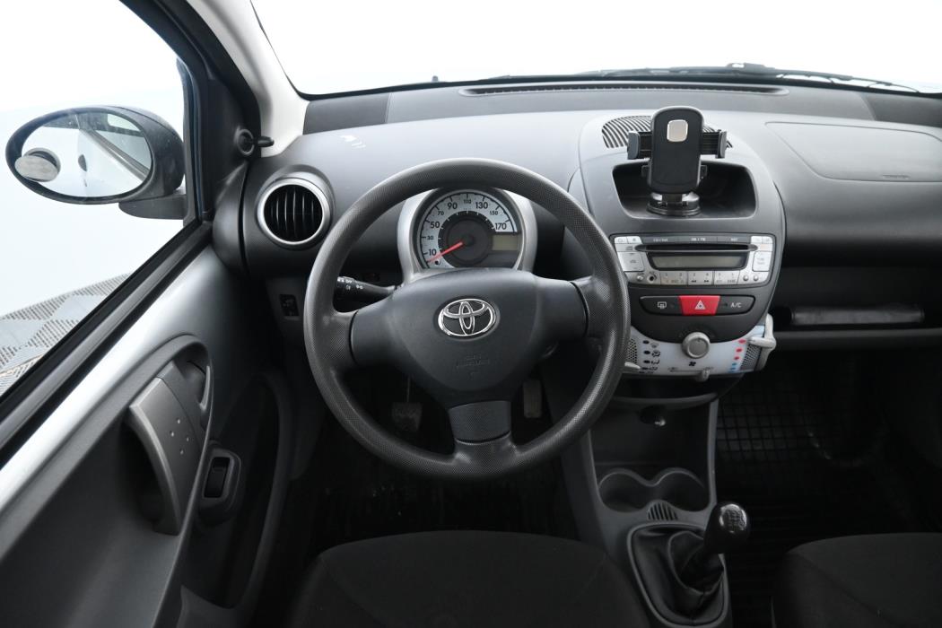TOYOTA AYGO 2012