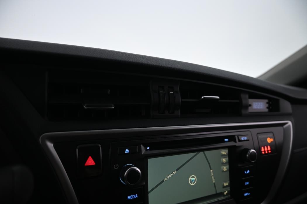 TOYOTA Auris 2014