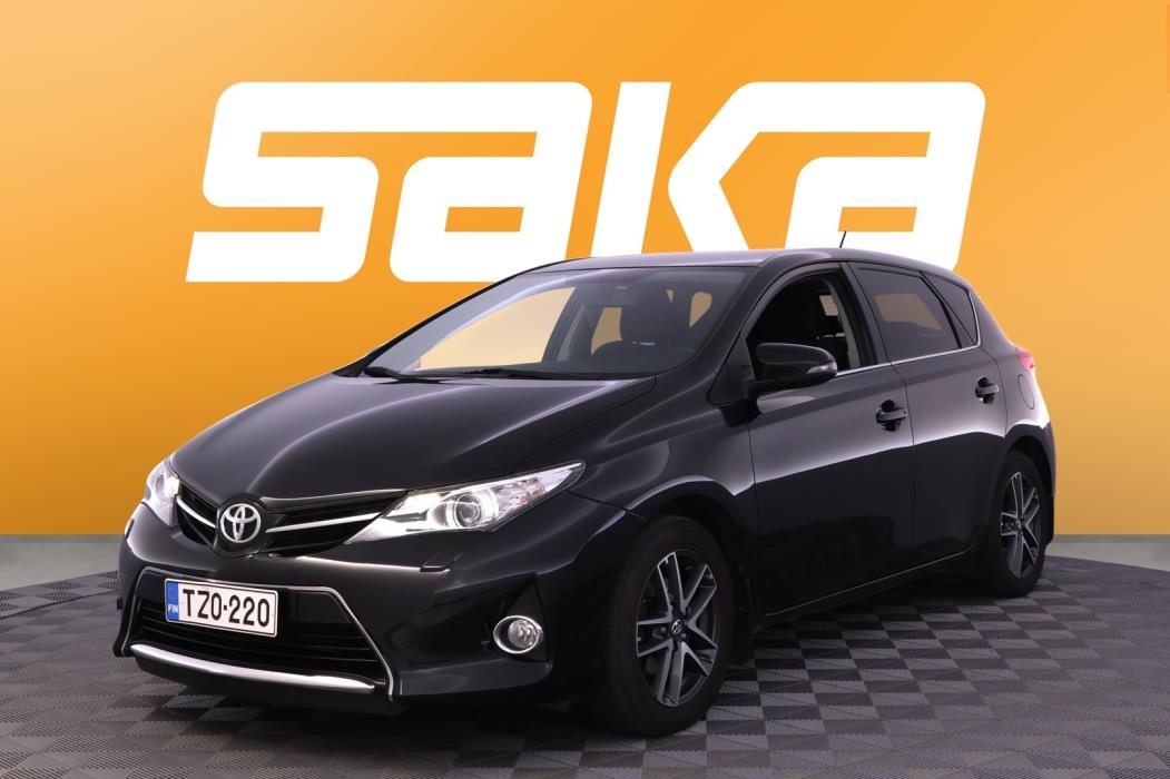 TOYOTA Auris 2014
