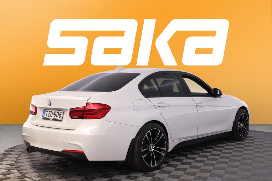 BMW 318 2016