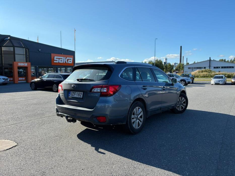 SUBARU Outback 2015