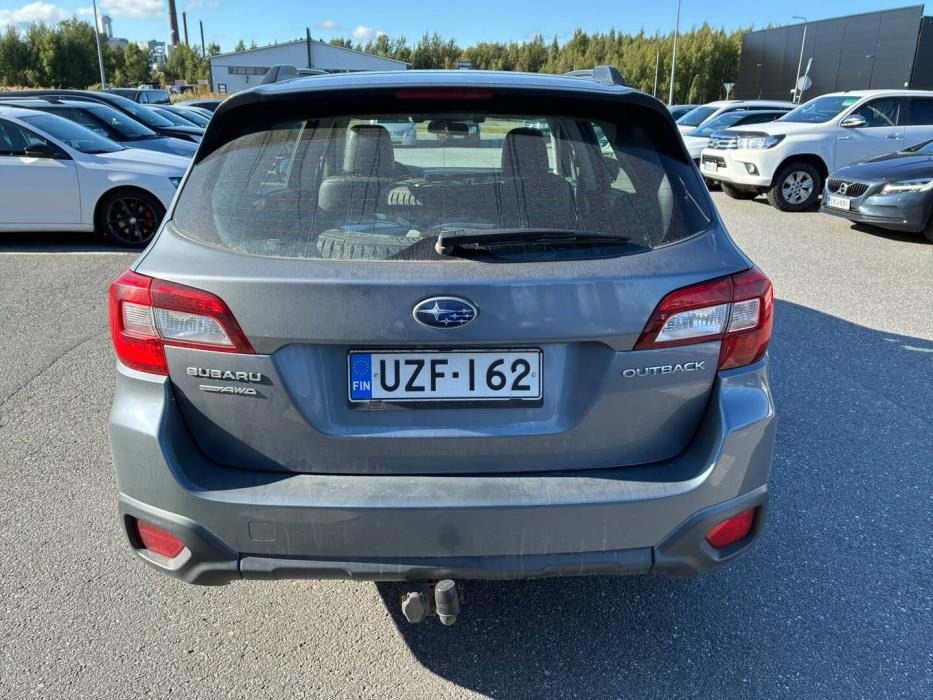SUBARU Outback 2015