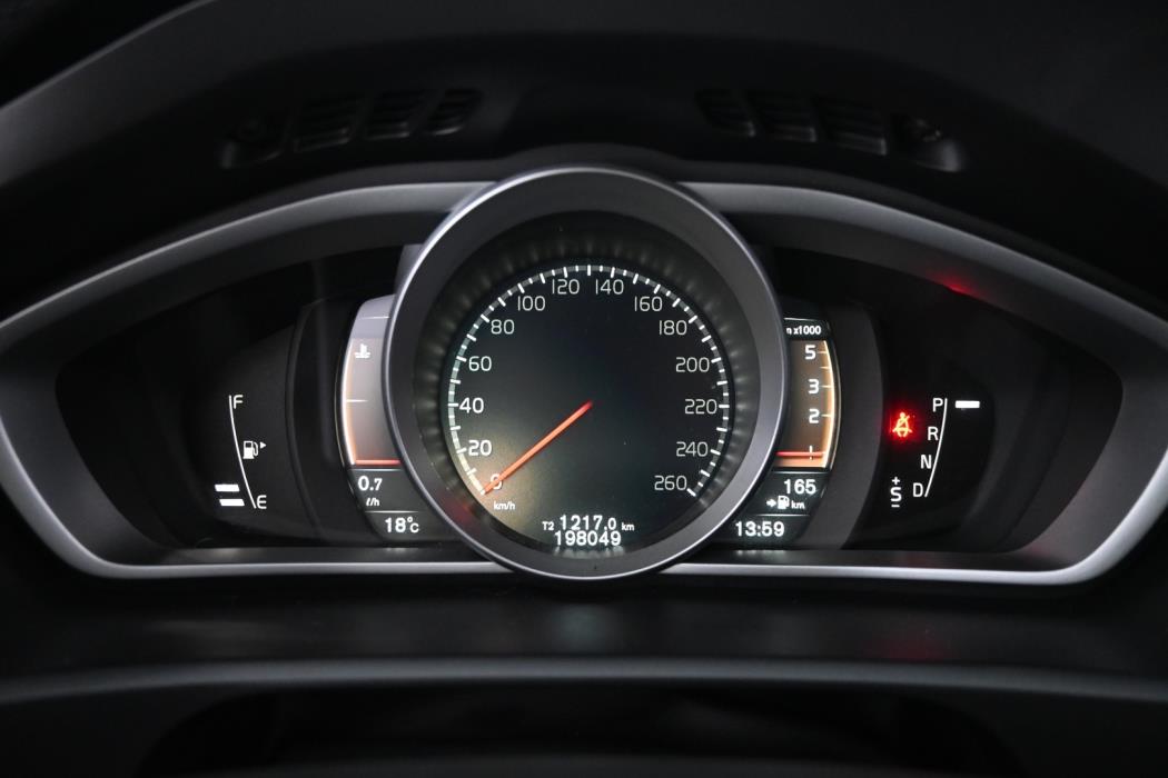 VOLVO V40 Cross Country 2017