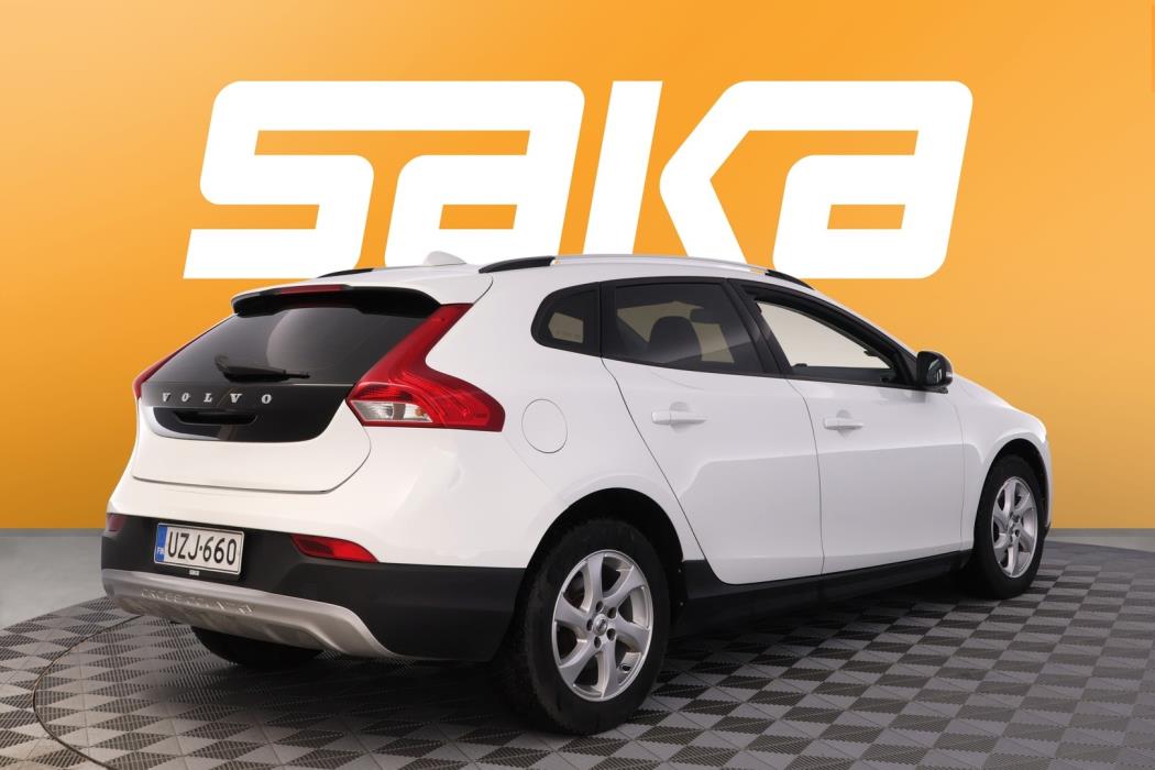 VOLVO V40 Cross Country 2017