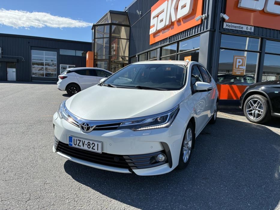 TOYOTA Corolla 2017