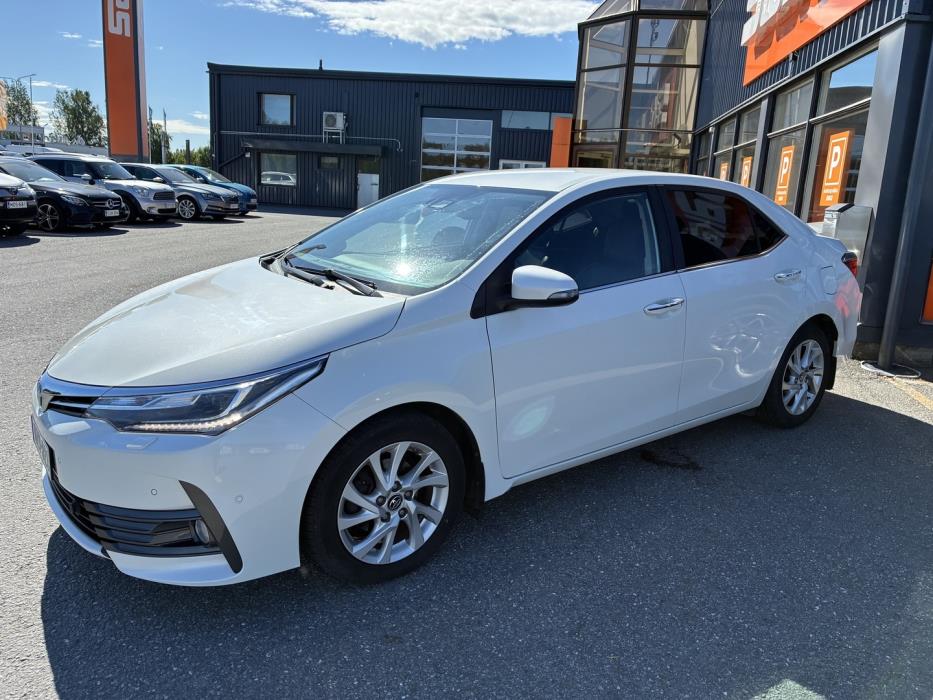 TOYOTA Corolla 2017