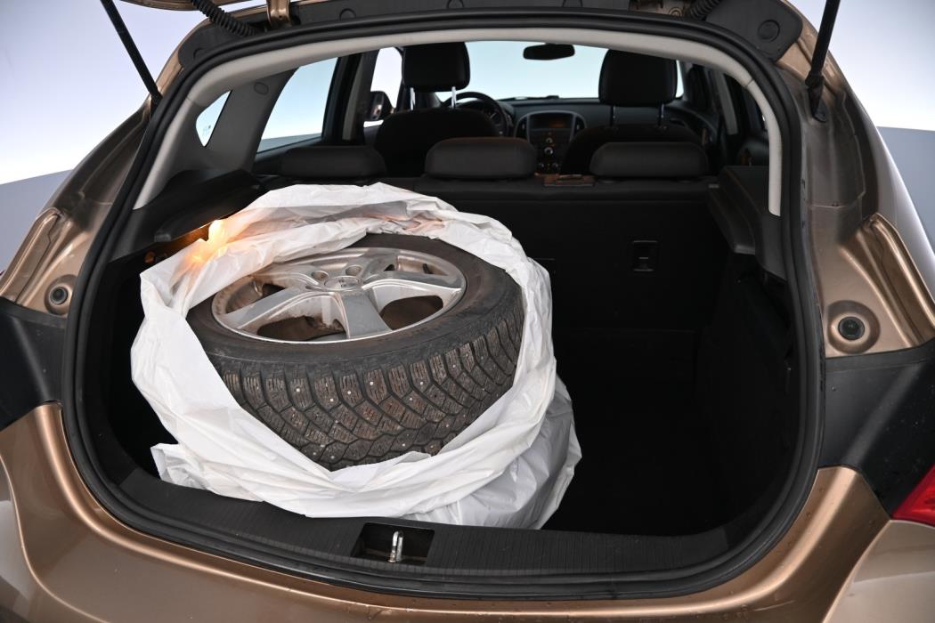 OPEL Astra 2013