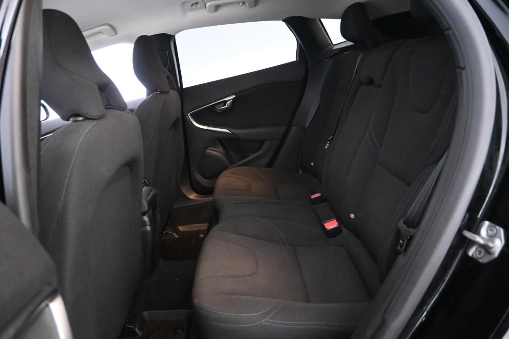 VOLVO V40 Cross Country 2017