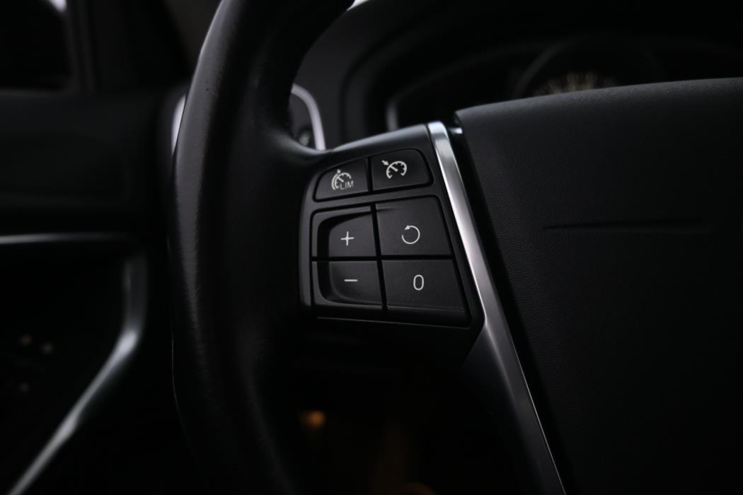 VOLVO V40 Cross Country 2017