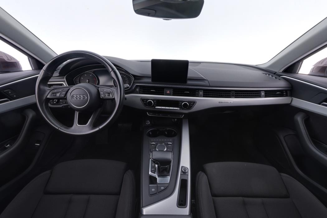 AUDI A4 2017
