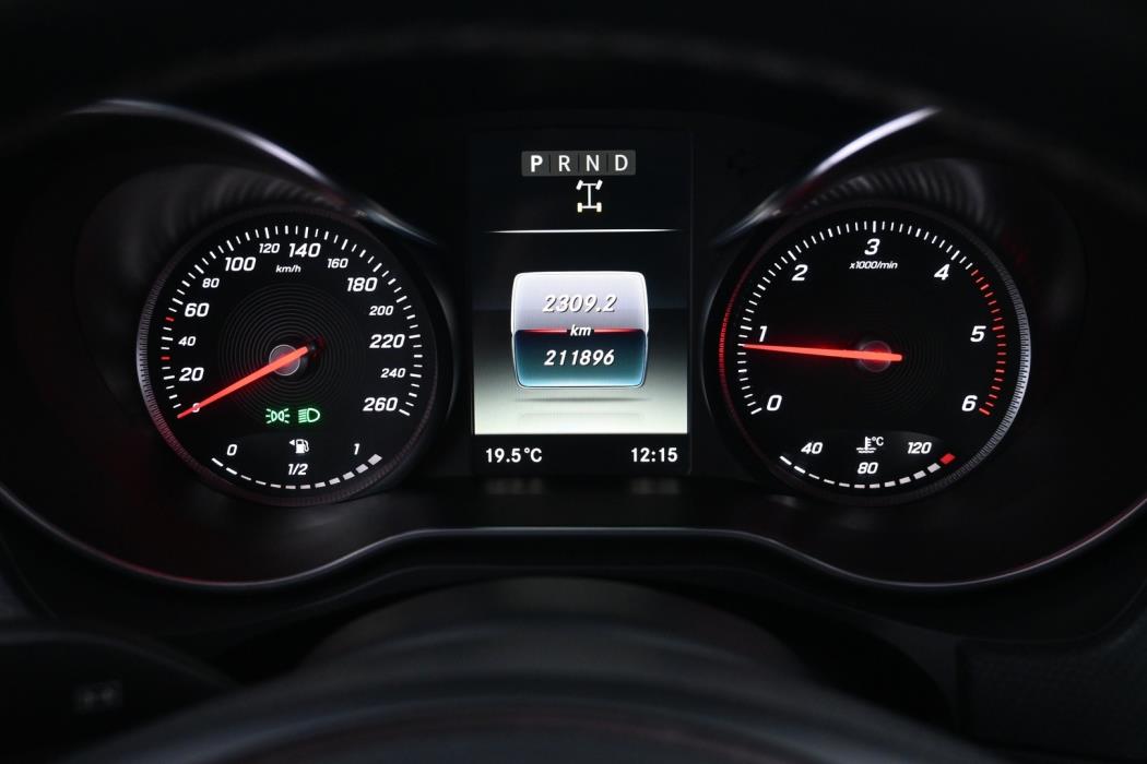 MERCEDES-BENZ X 2018