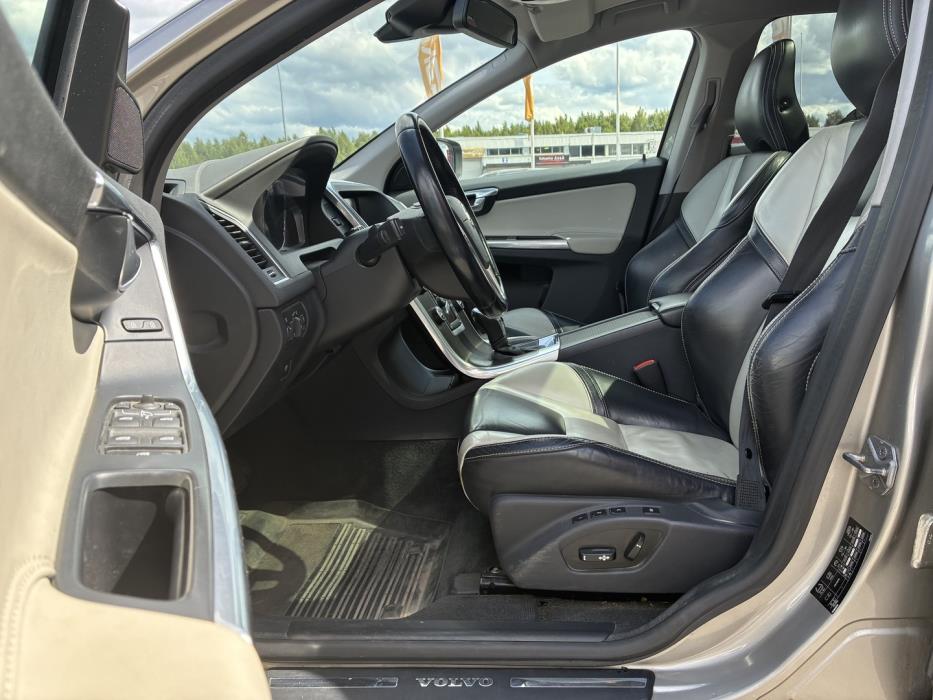 VOLVO XC60 2014