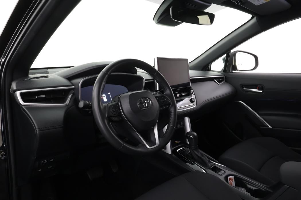 TOYOTA Corolla Cross 2024