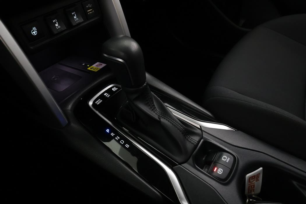 TOYOTA Corolla Cross 2024