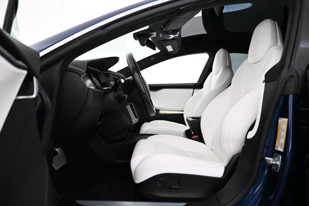 TESLA Model S 2019