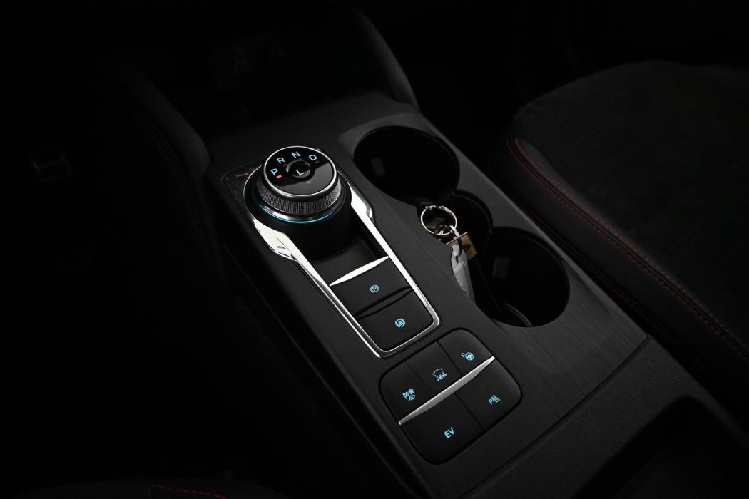 FORD Kuga 2022