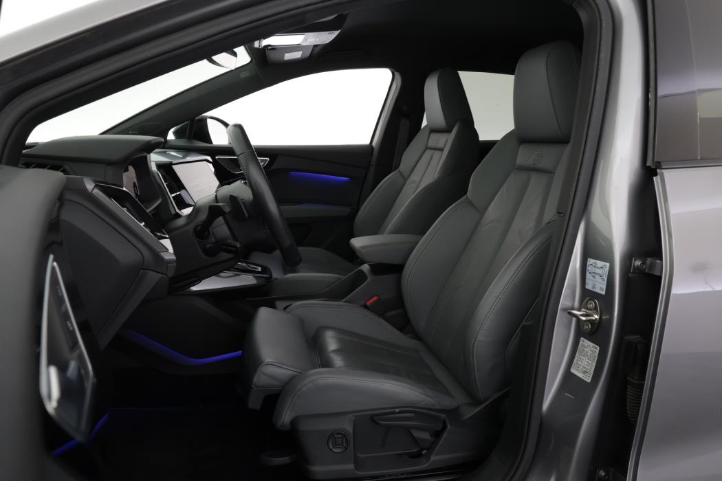 AUDI Q4 e-tron 2022