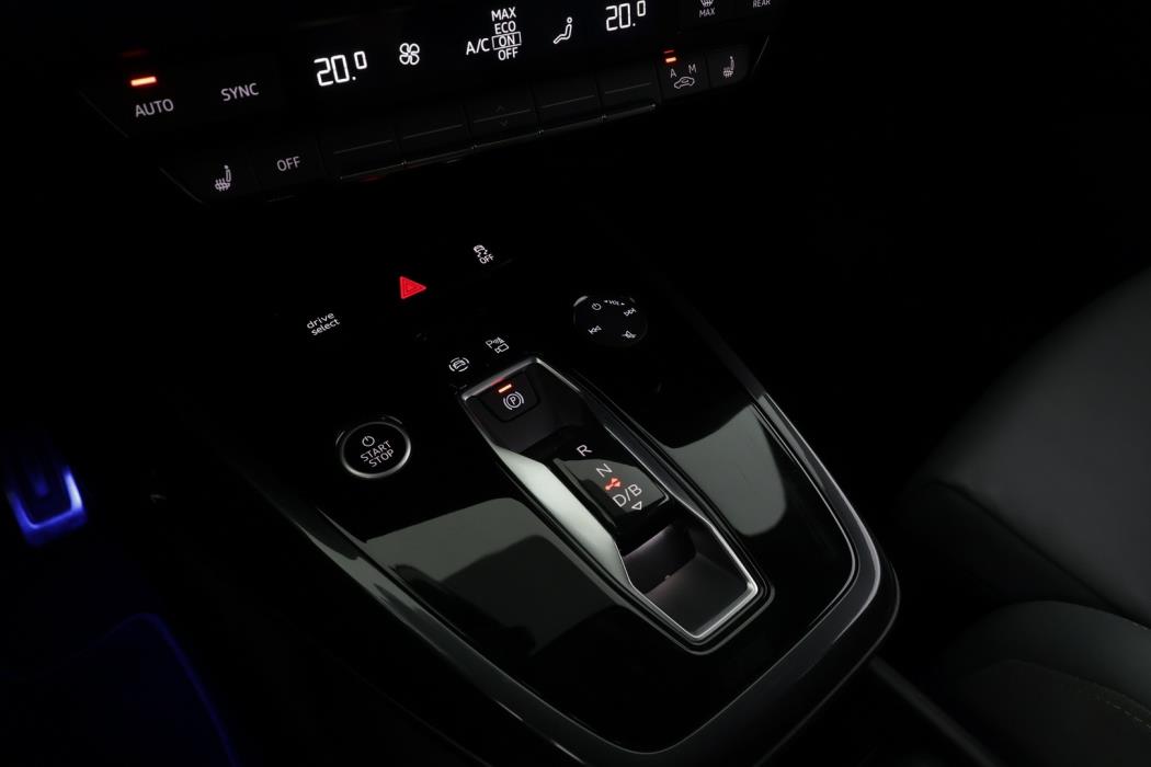 AUDI Q4 e-tron 2022