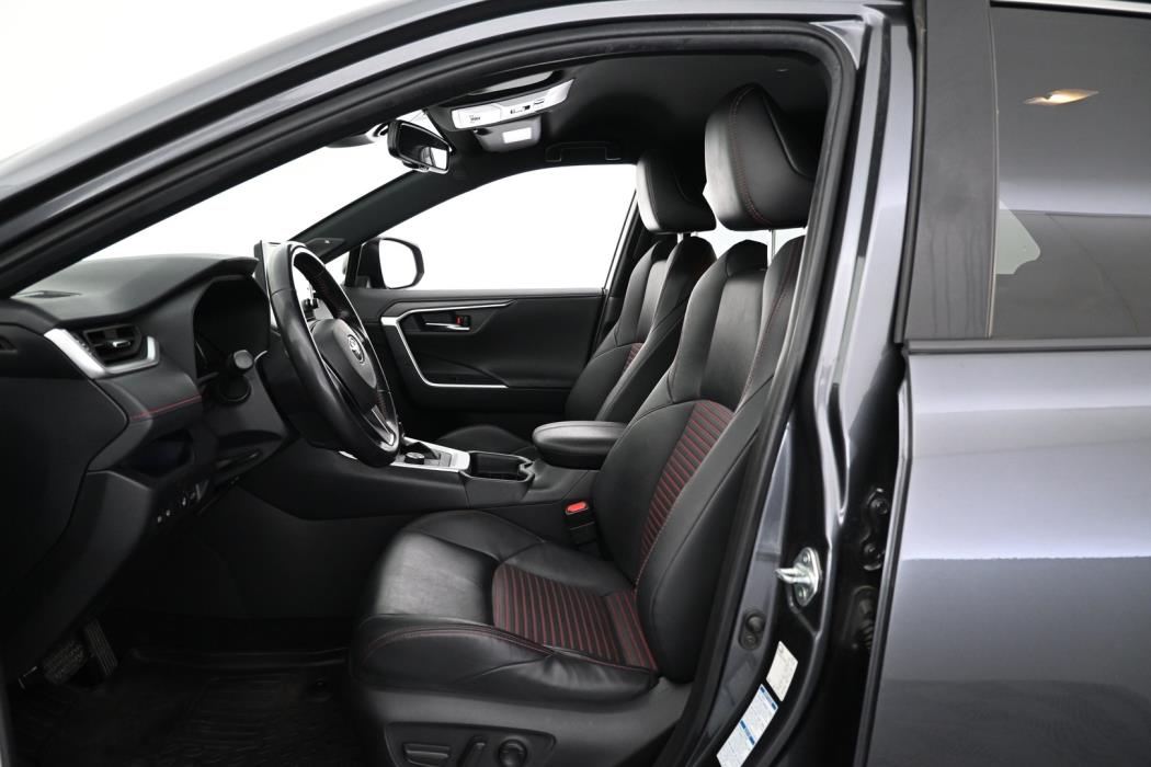 TOYOTA RAV4 Plug-in 2021