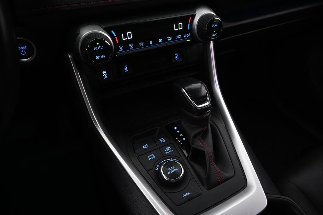 TOYOTA RAV4 Plug-in 2021