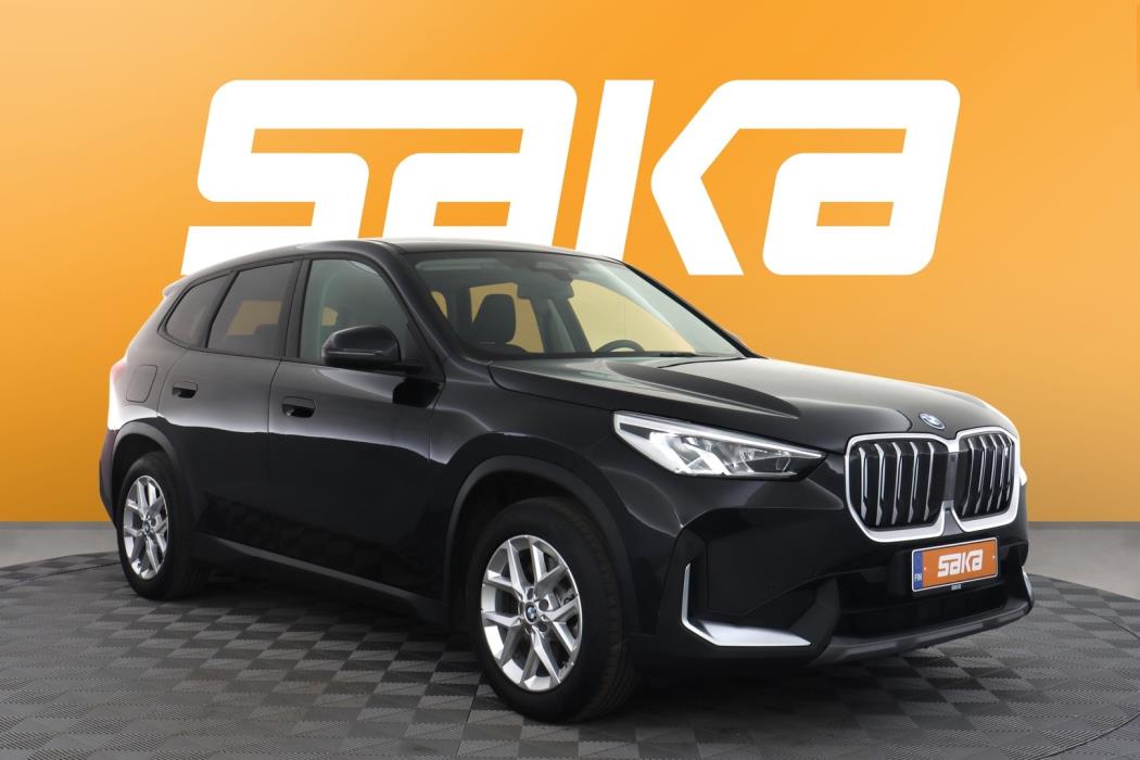 BMW iX1 2023
