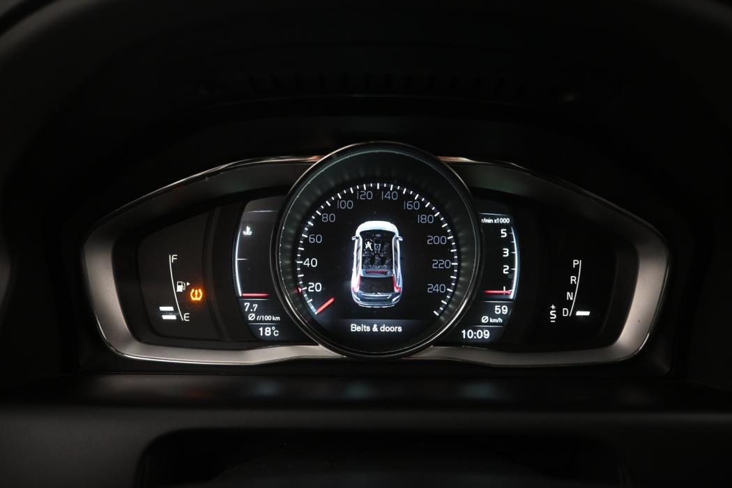 VOLVO XC60 2016
