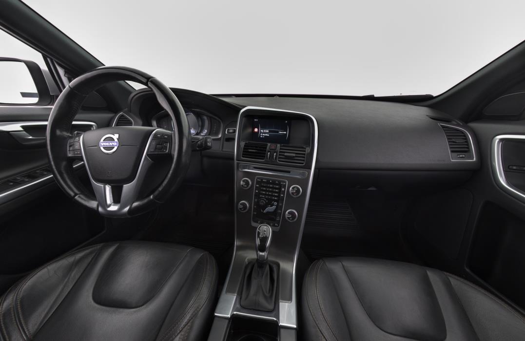 VOLVO XC60 2016
