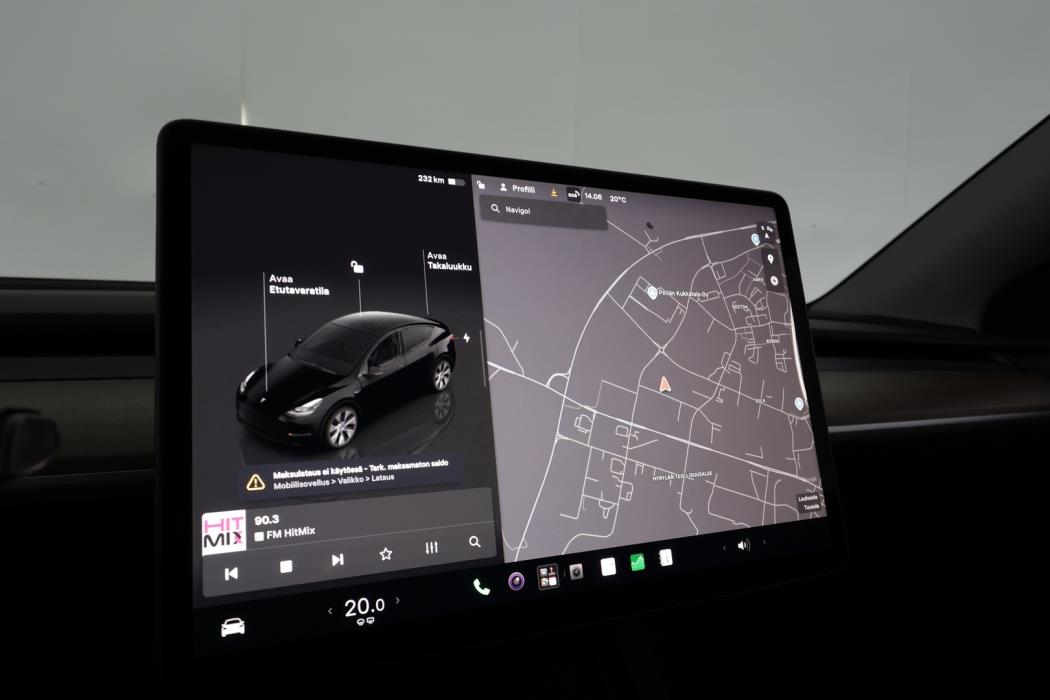 TESLA Model Y 2024