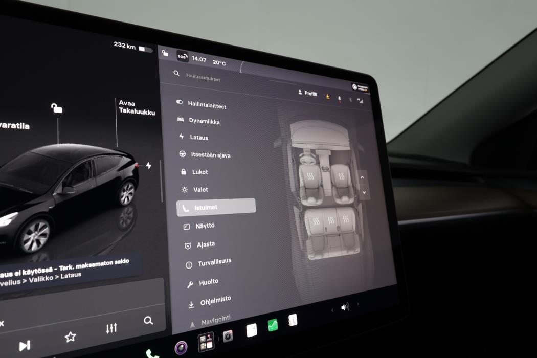 TESLA Model Y 2024