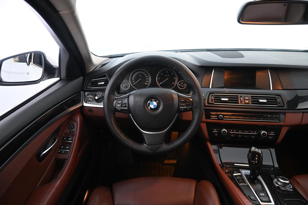 BMW 518 2014