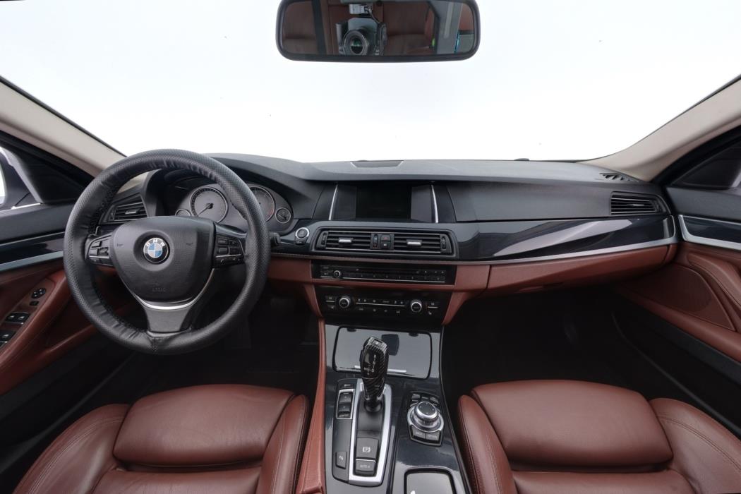BMW 518 2014