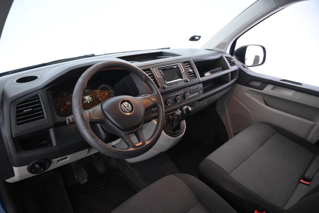 VOLKSWAGEN Transporter 2017