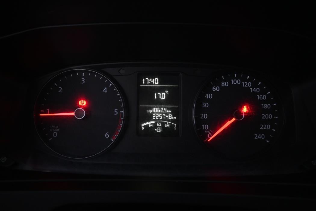 VOLKSWAGEN Transporter 2017