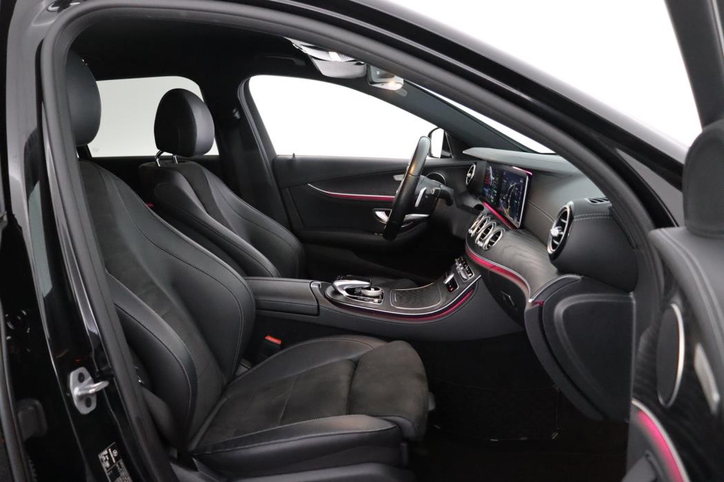 MERCEDES-BENZ E 2020