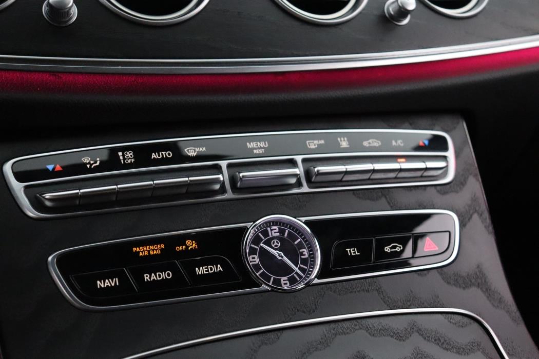 MERCEDES-BENZ E 2020