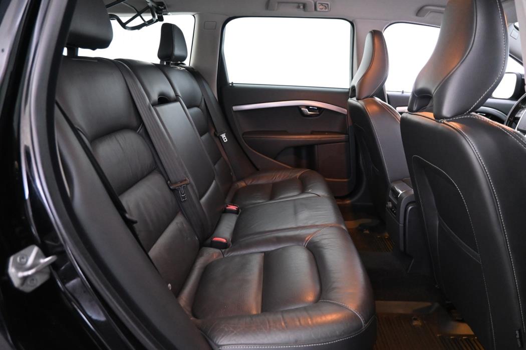 VOLVO XC70 2016