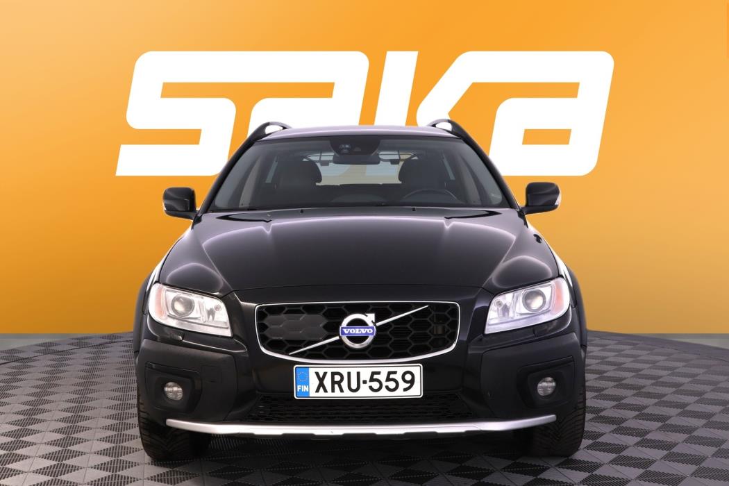 VOLVO XC70 2016