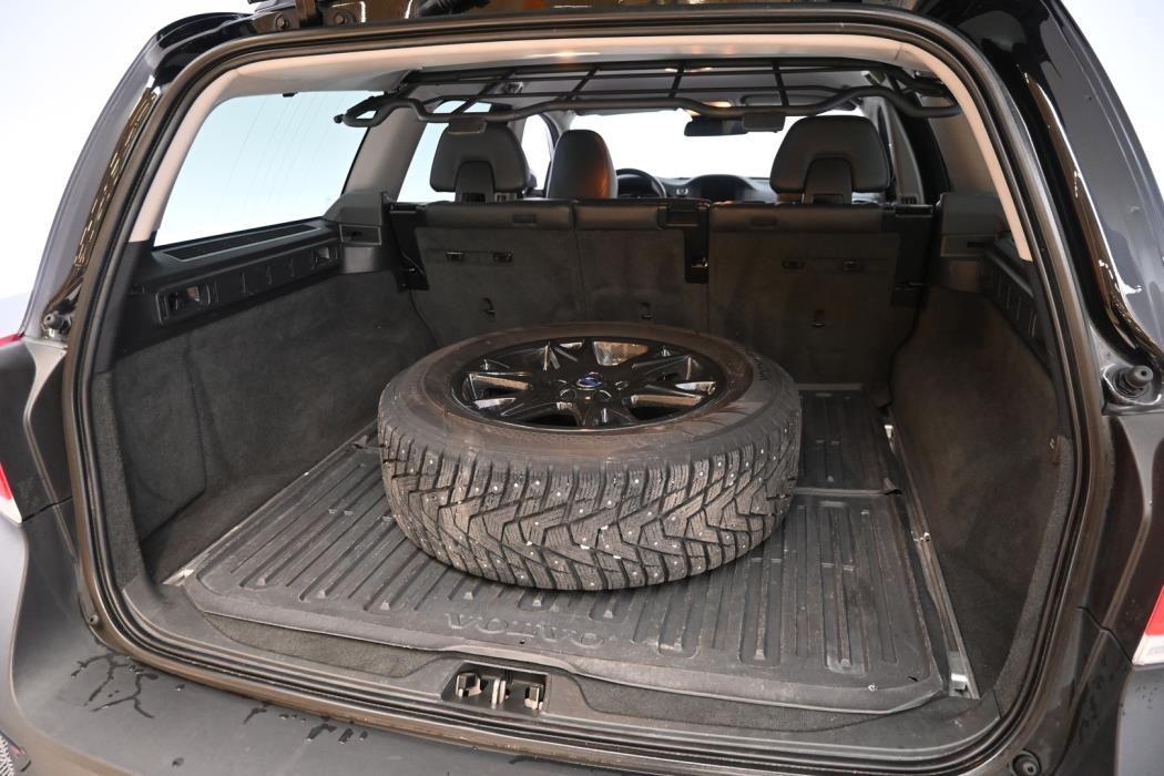 VOLVO XC70 2016