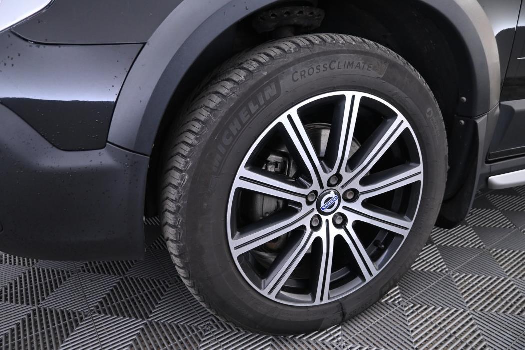 VOLVO XC70 2016