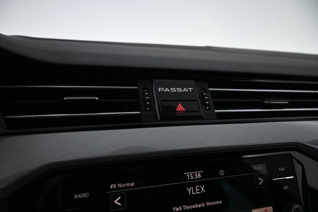 VOLKSWAGEN Passat 2020