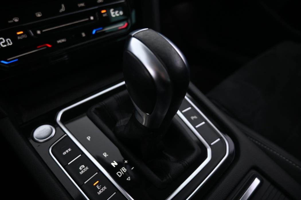 VOLKSWAGEN Passat 2020