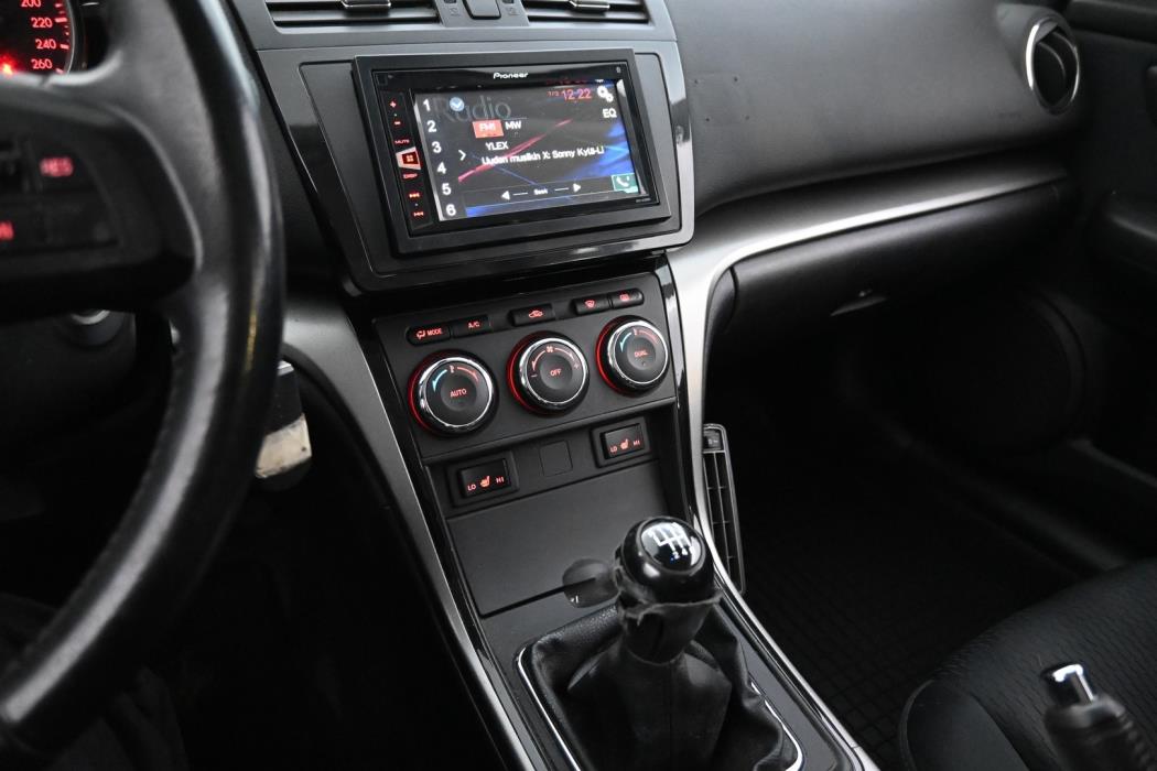 MAZDA 6 2010