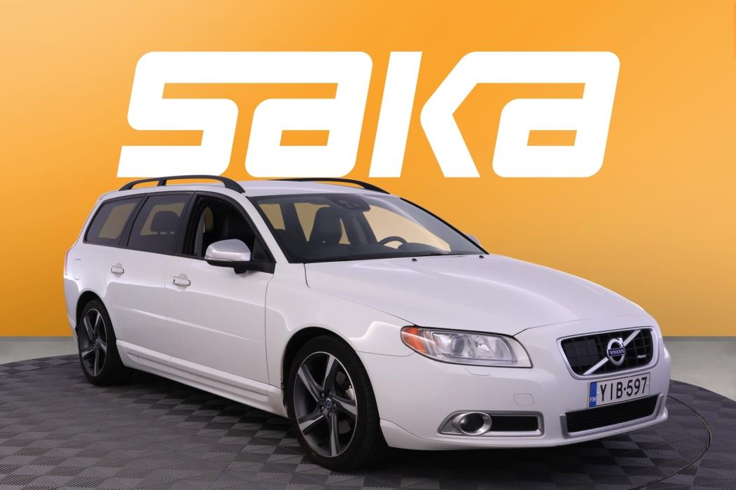 VOLVO V70 2012