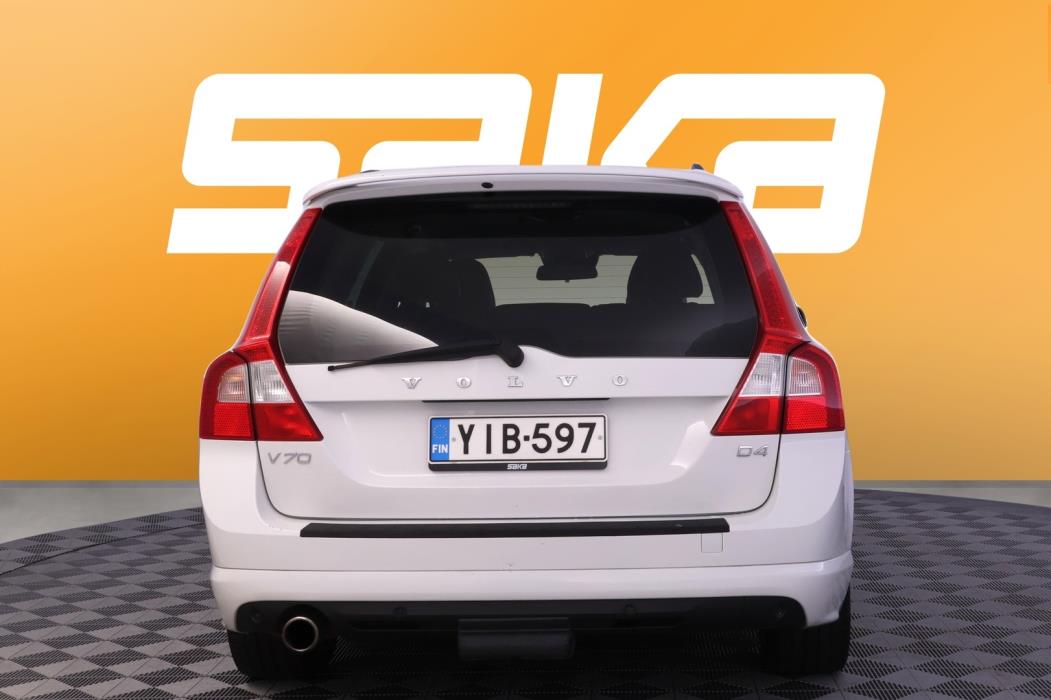 VOLVO V70 2012
