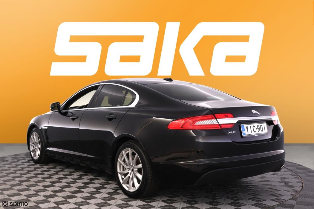JAGUAR XF 2012