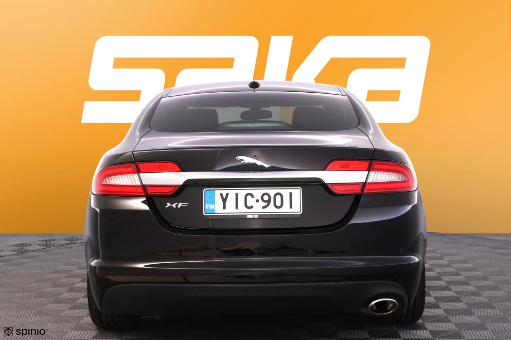 JAGUAR XF 2012