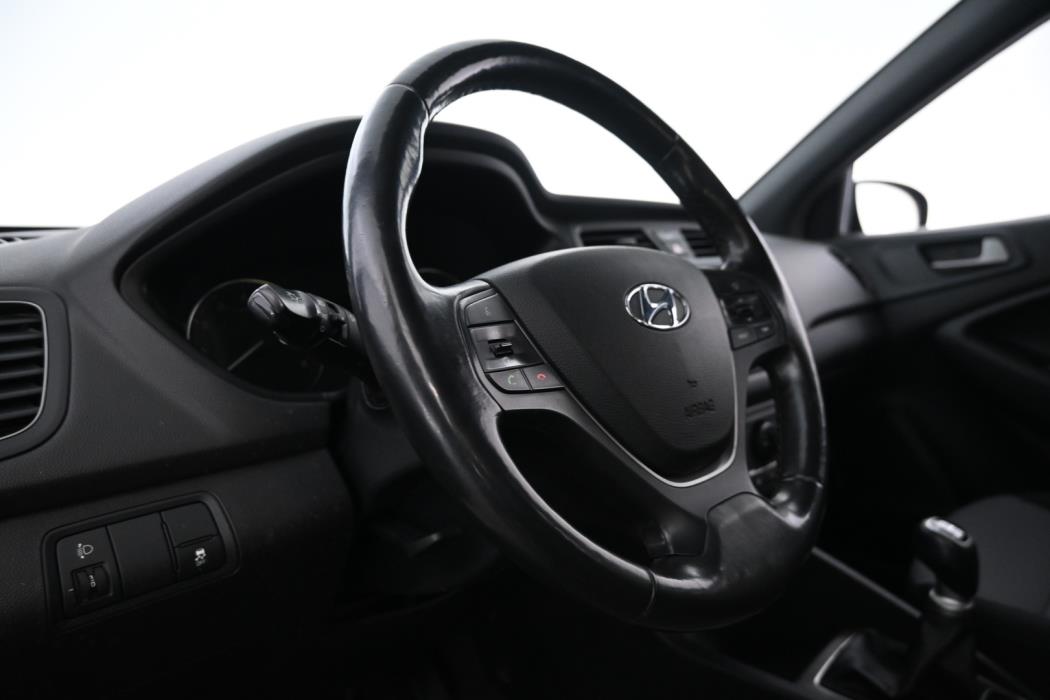 HYUNDAI i20 5d 2018