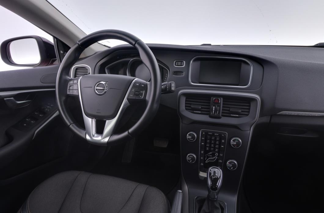 VOLVO V40 Cross Country 2017