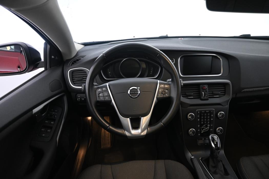 VOLVO V40 Cross Country 2017